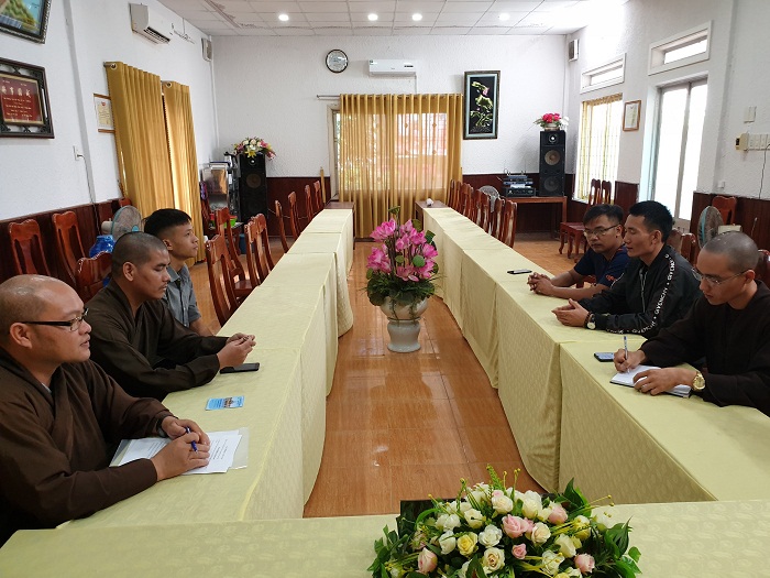 Ban Tình nguyện viên họp triển khai phục vụ Khóa bồi dưỡng Hành chánh và Trú trì